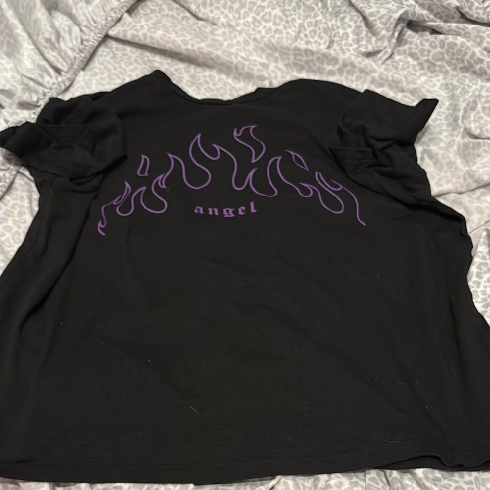 Rue21 Black and Purple Graphic Crop Tee